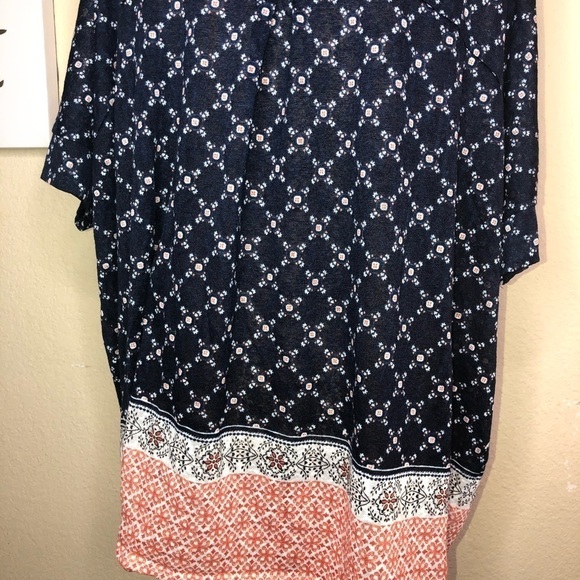 Torrid Dolman Sleeve Border Print Style Blue,White & Peach Open Cardigan Size 20 - Picture 9 of 9